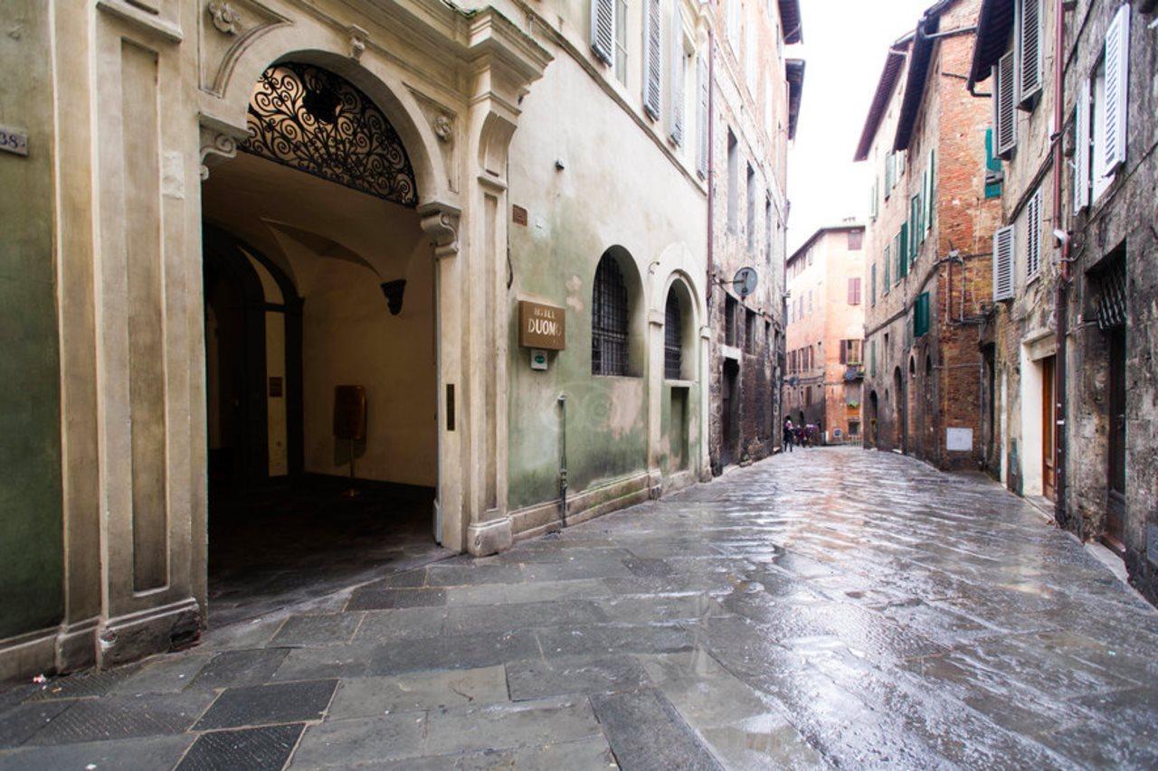 Hotel Duomo Siena Exterior foto